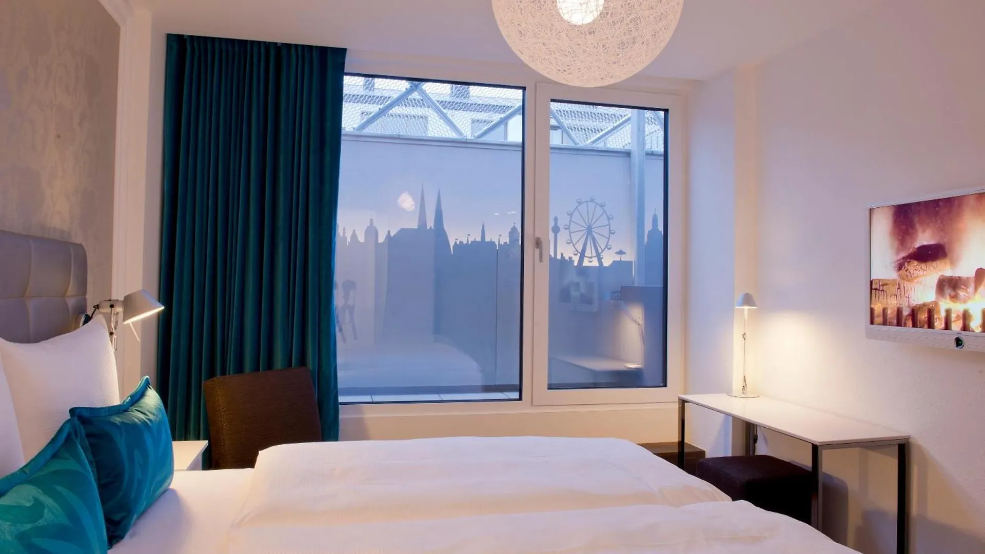 Motel One Wien-Staatsoper Hotel