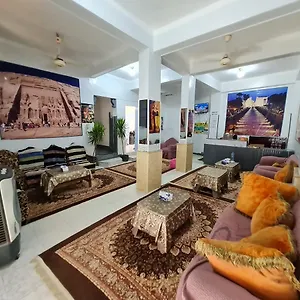 Grand &hostel , الأقصر مصر