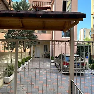 S&f Centre Tiran