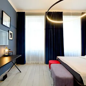 Chic And Modern In Hip Area Apartamento