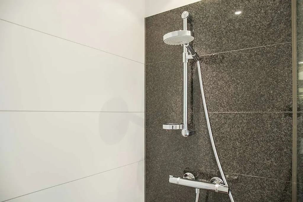 Motel One Wien-Staatsoper 3*, Вена Австрия
