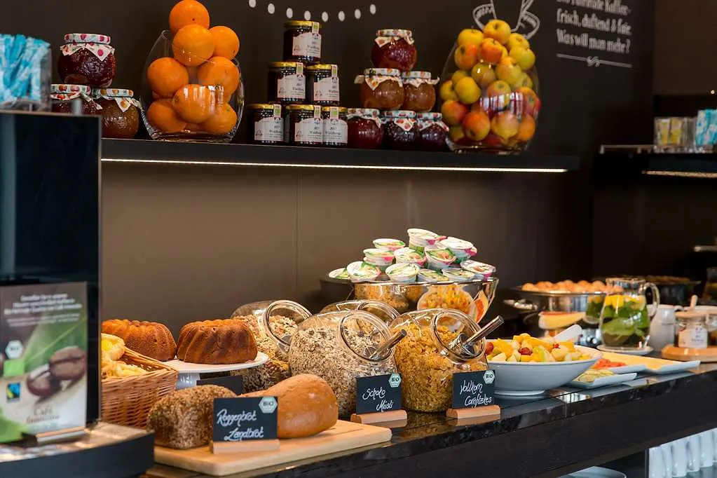 Motel One Wien-Staatsoper 3*, Вена Австрия