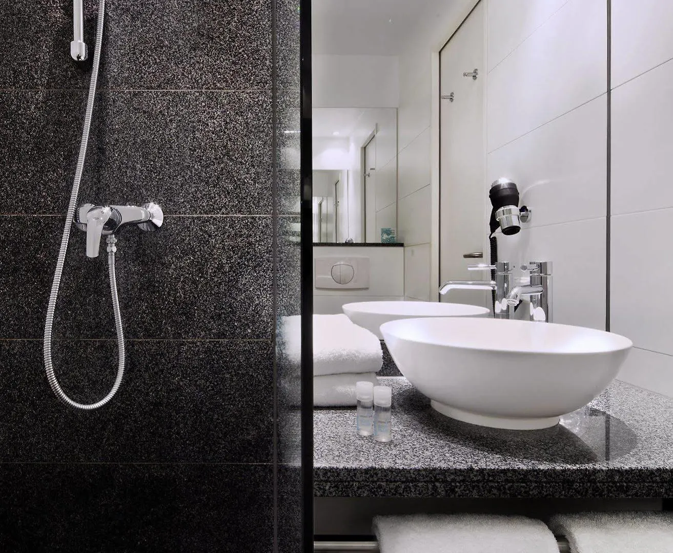 Motel One Wien-Staatsoper Австрия