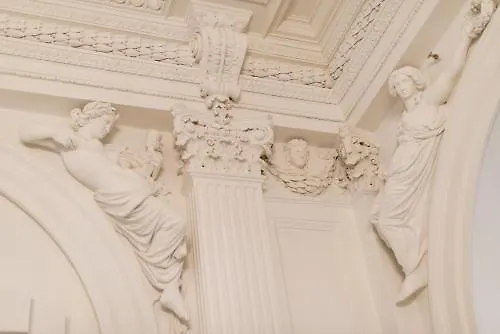 Motel One Wien-Staatsoper Отель
